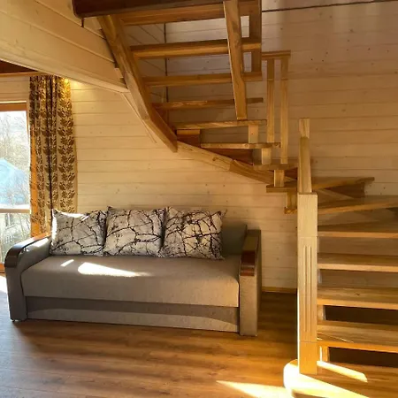 Villa на замковiй горi Kossiv